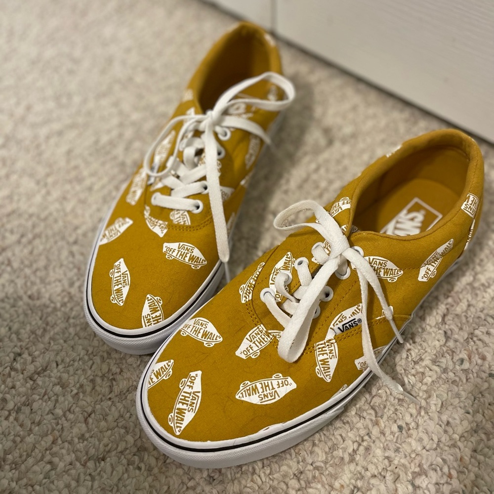 Mustard yellow patterned Vans “off the wall.” Size 9.5 US men’s.